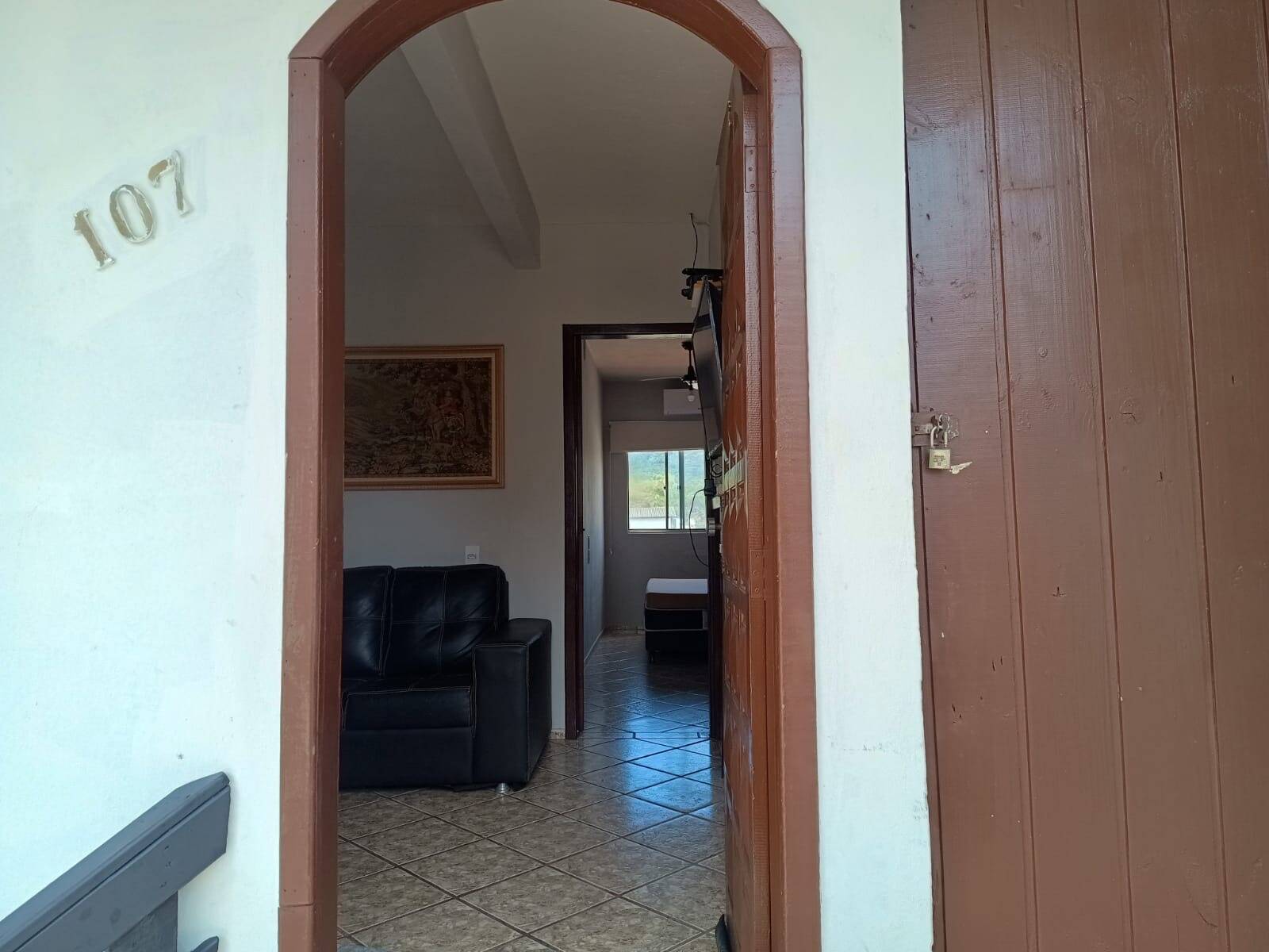 Casa, 6 quartos, 196 m² - Foto 4