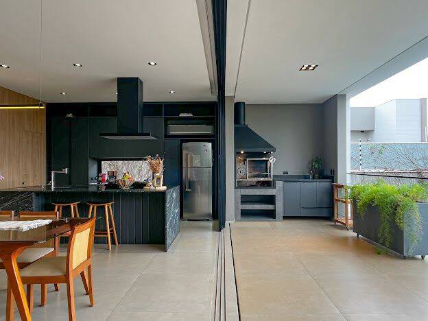 Sobrado, 3 quartos, 258 m² - Foto 4