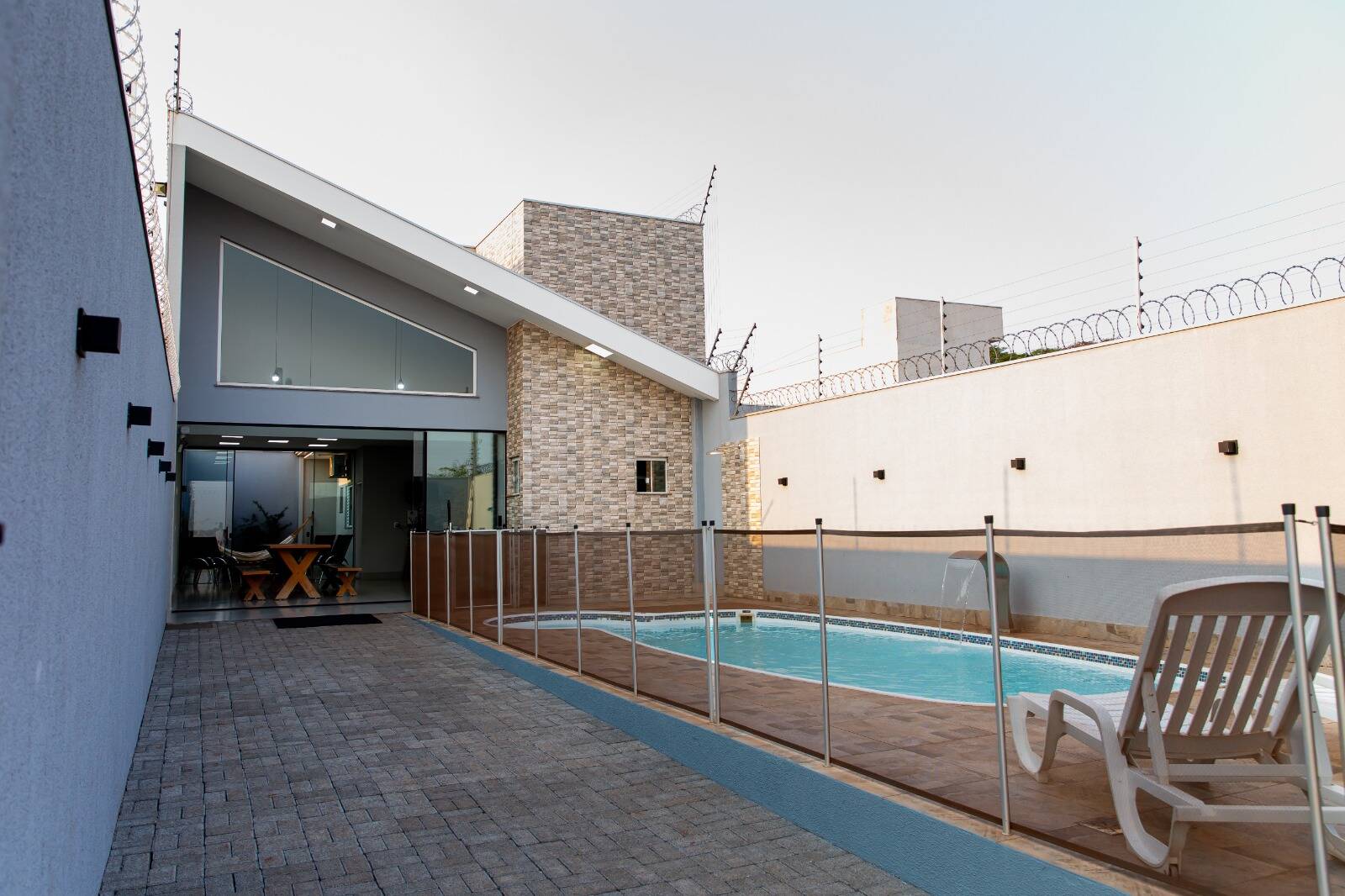 Imóvel de Lazer com Piscina Aquecida e Estrutura Pronta para Gerar Renda