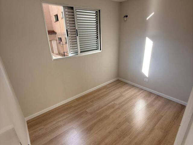 #00150502 - Apartamento para Venda em Maringá - PR