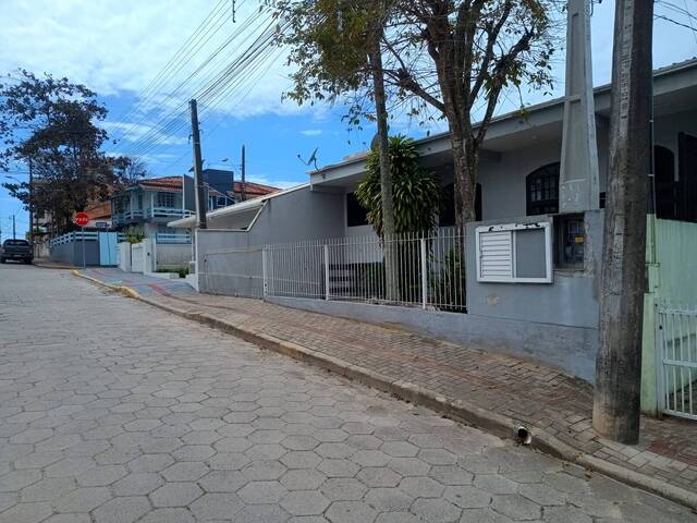 #00150507 - Casa de Praia para Venda em Bombinhas - SC - 3