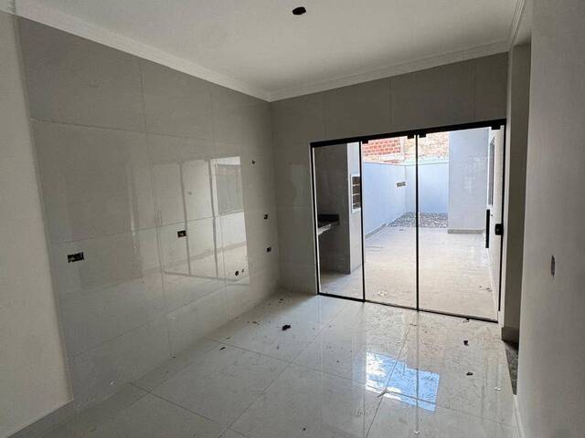 Casa para Venda em Sarandi - 4