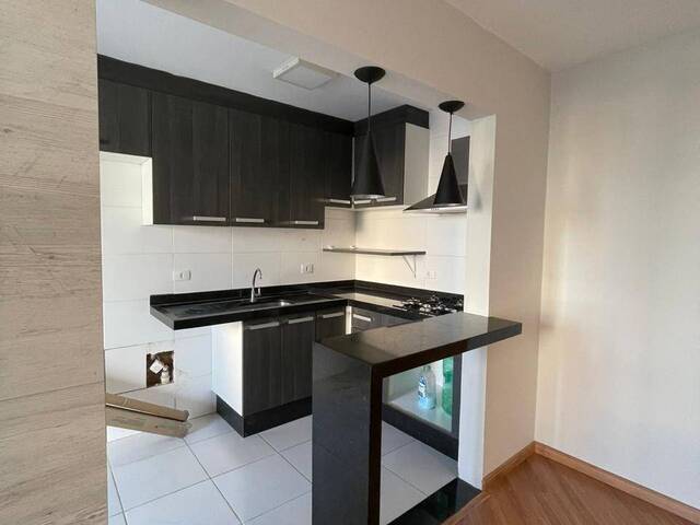 #00150540 - Apartamento para Venda em Maringá - PR