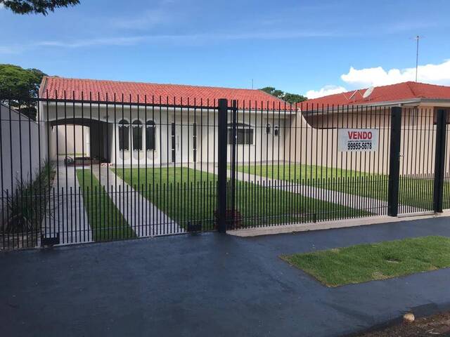 #42 - Casa para Venda em Sarandi - PR